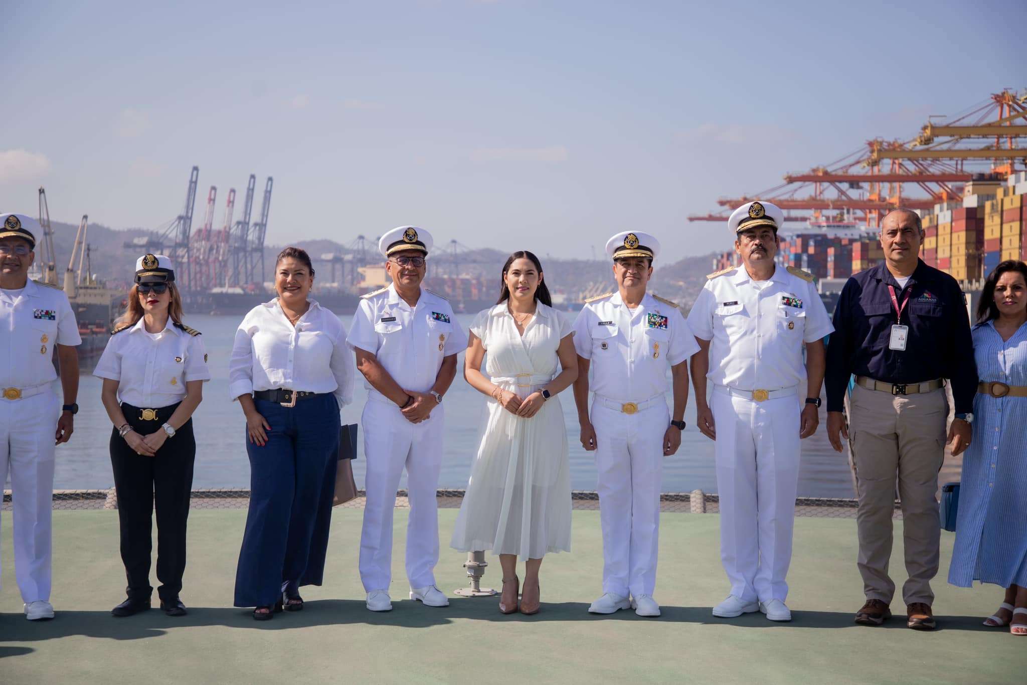 Gobernadora acude a inauguración del simposio por el Día Internacional de la Mujer en el Sector Marítimo