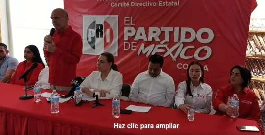 Arnoldo Ochoa renuncia a dirigencia estatal del PRI